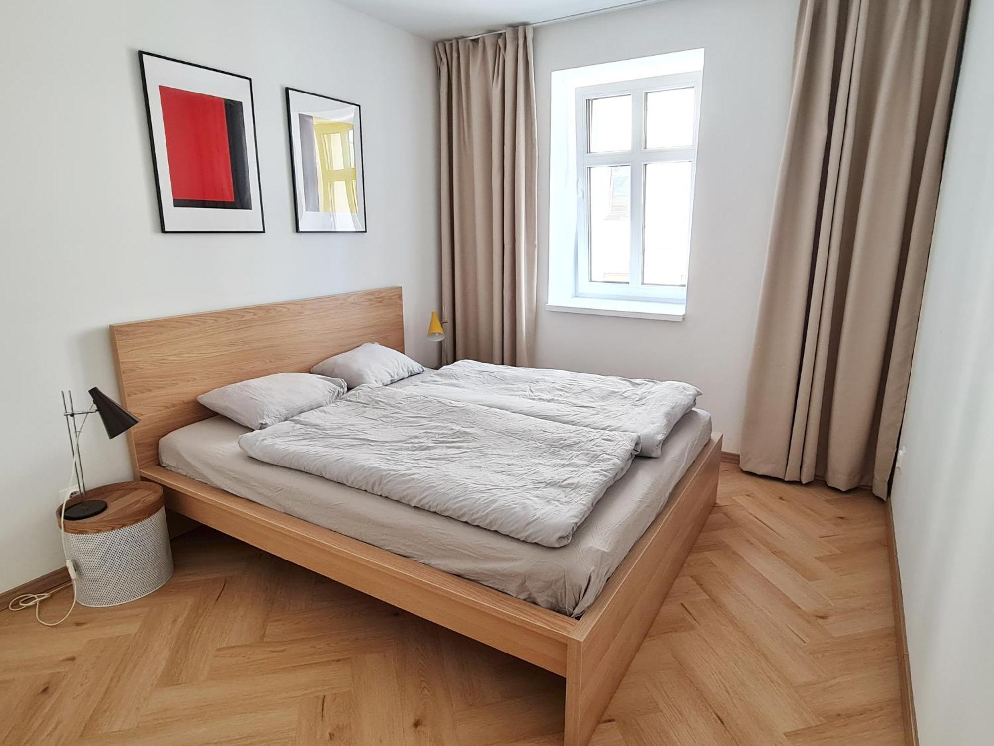 Beautiful New Apt In Old Town Near Train Station - Free Parking Bratislava Exterior photo